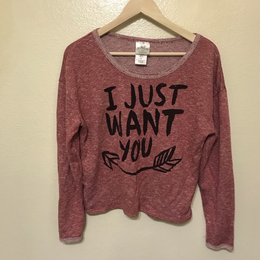 🔵 i Just want U Statement Sweatshirt